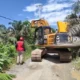 Jelang Idul Adha, PLN dan DLH Tanjab Barat Kebut Pembangunan Jaringan Listrik