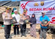 Wujudkan Kepedulian Sosial, Jajaran Polda Sumsel Salurkan Bantuan Bedah Rumah dan Sembako