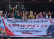Serap Aspirasi Warga Tanjung Sakti, Hj. Riwi Nuriswanto Siap Perjuangkan Kebutuhan Pelayanan KTP hingga Pembangunan Infrastruktur