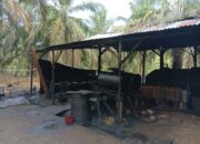 Polsek Keluang Gerebek Kilang Minyak Ilegal di Mekar Jaya, Tiga Pelaku Diamankan