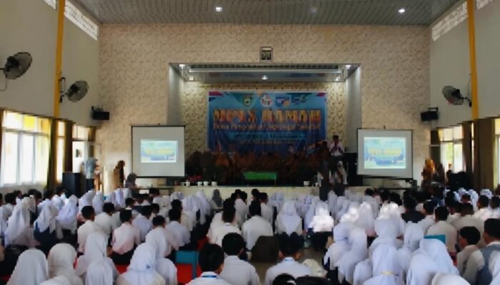 Hadapi Tantangan Era Digital, SMK Negeri 5 Palembang Bekali Siswa Baru Edukasi Bahaya Judi Online dan Bijak Bermedia Sosial